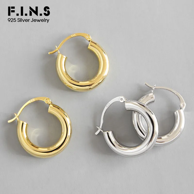 F.i.n.s minimalistiska smycken s925 sterling silver örhängen runt cirkelrör örhängen kvinnlig liten hoop örhängen för kvinnor cx200610