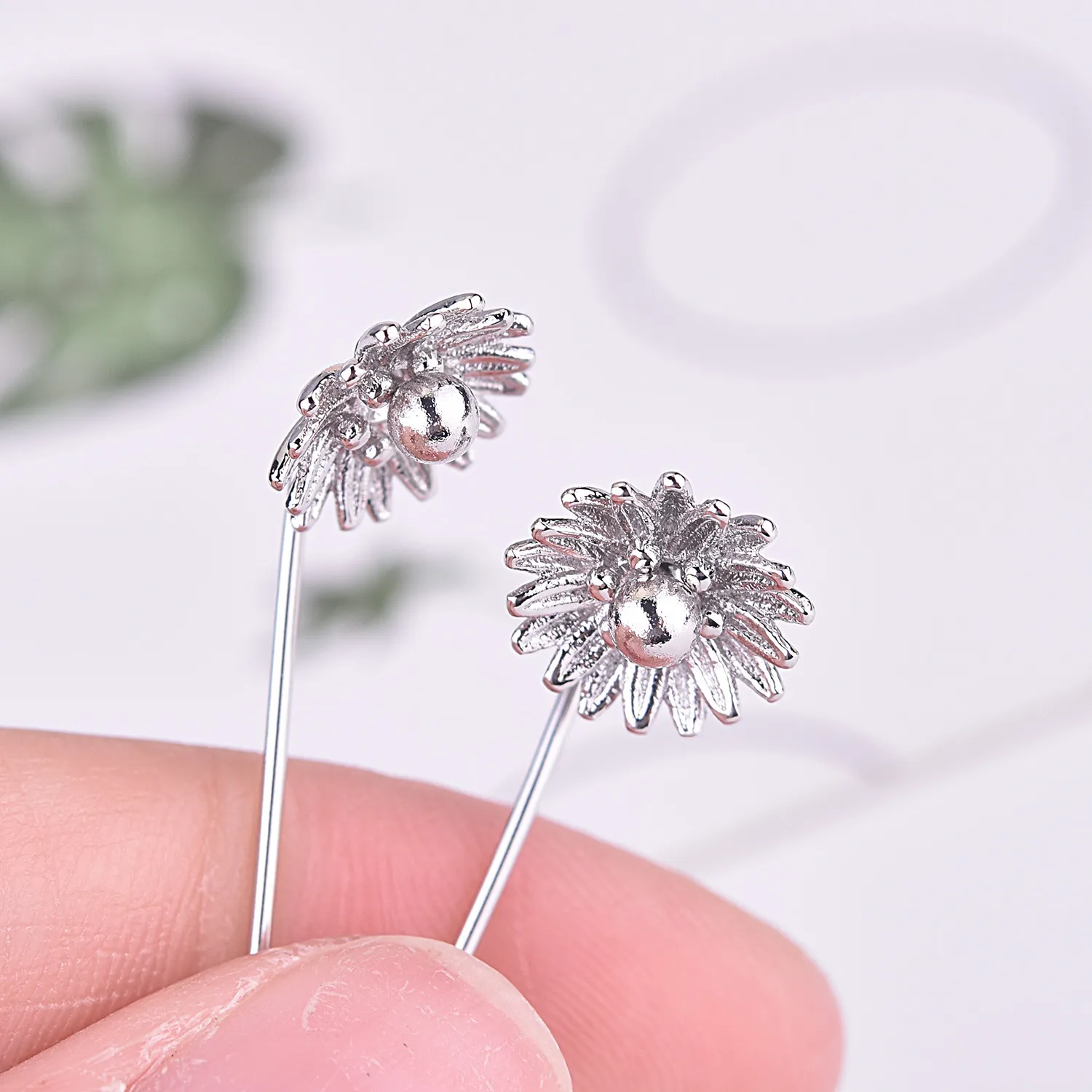 Small designer stud earrings deals
