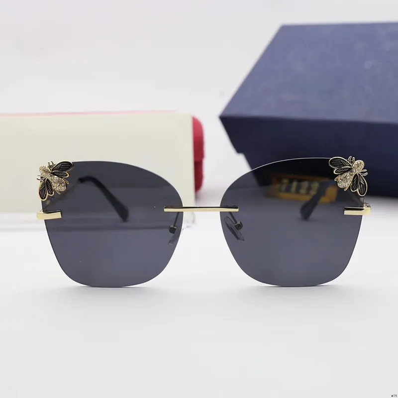 HOT 7122 Luxus-Sonnenbrille für Damen, beliebte Designer-Mode, großer Sommer-Stil mit den Bienen, hochwertige UV-Schutzlinse, mit Etui