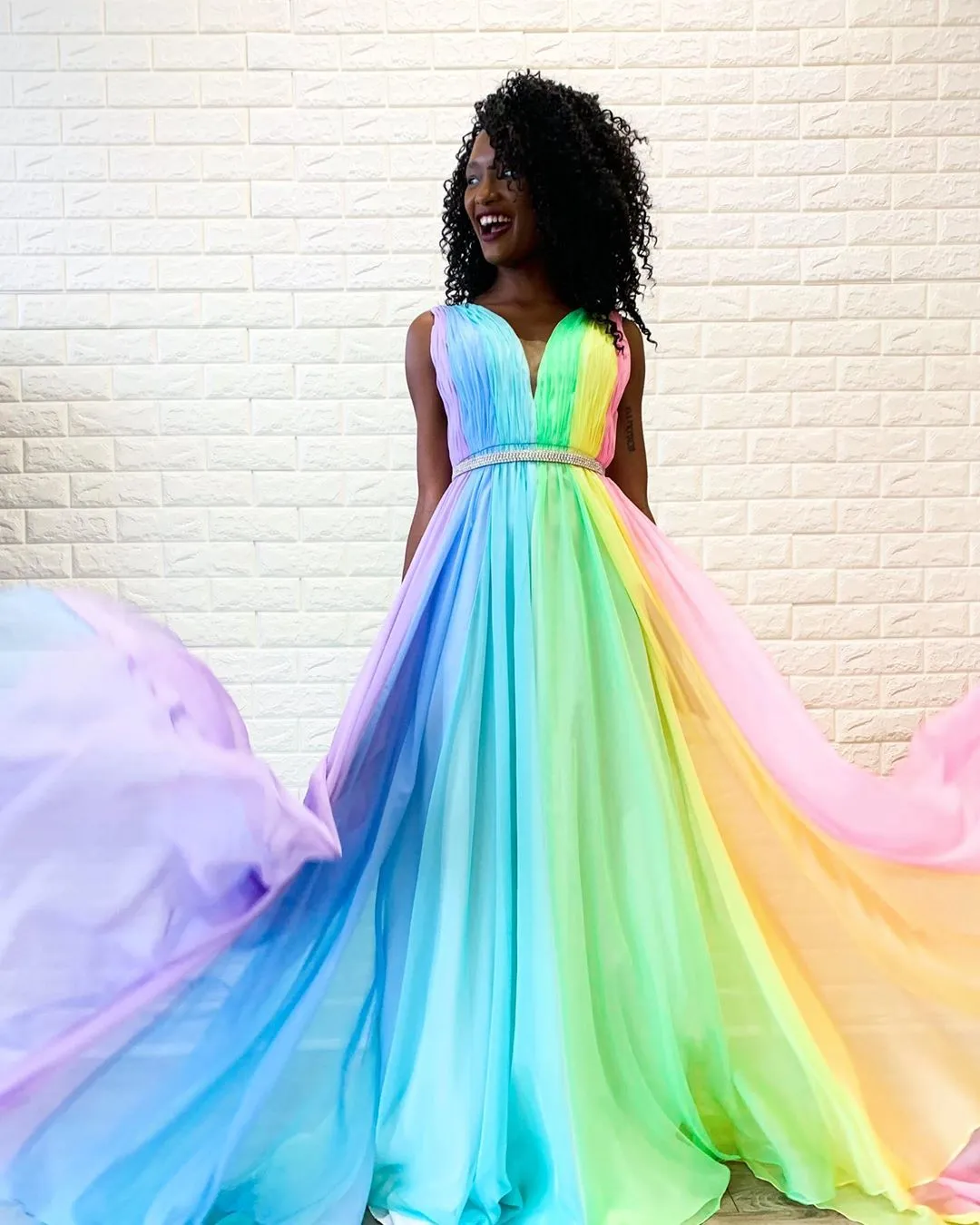 Rainbow Gradient Prom Evening Dresses Wear Pleated Beaded Sashes A-line Ombre Formal Dress Party Gowns Bridesmaid Special Occasion Women