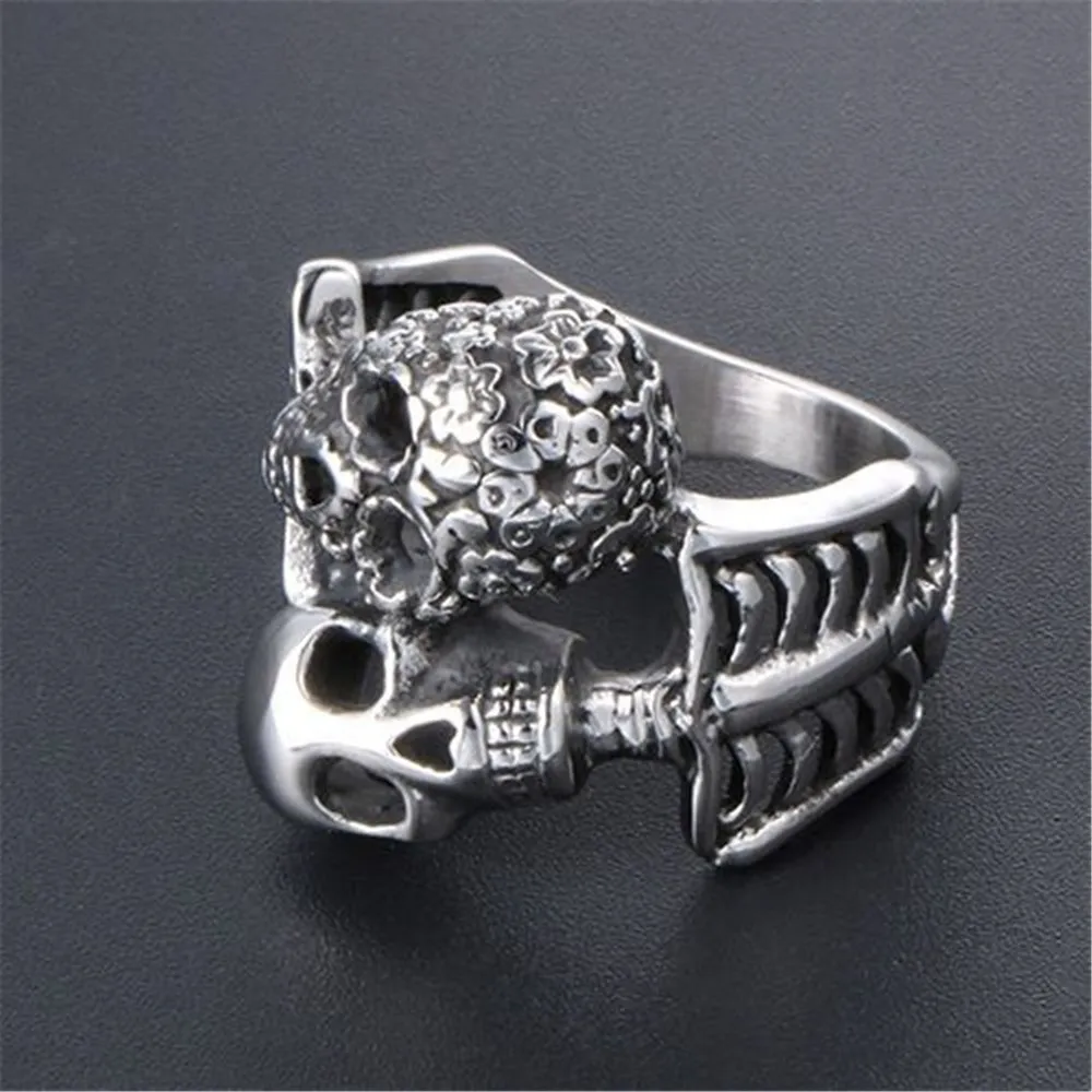 Titanium Steel Vintage Skull Ring Punk Rock Style Men039s Anneaux de doigt Bijoux Motor de moto Halloween Decad Decorations Accessor1622288