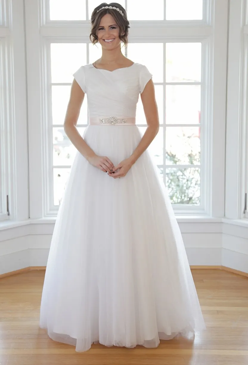 Simple Tulle A-line Long Modest Wedding Dress With Cap Sleeves Sweetheart Ruched Beaded Waist Modest Country Bridal Gowns With Sash