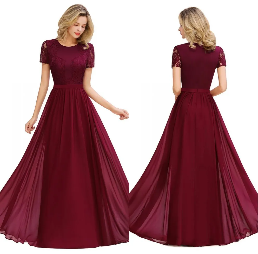 Pół rękaw Burgundia Druhna Dress Long Linia Szyfonowa pokojówka Honor Suknia Elegancka Koronkowa Scoop Neck Robe de Soiree CPS1363