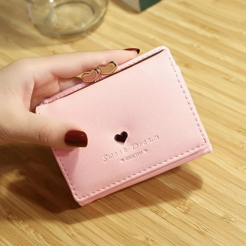 2019 ladies Money bags Love Small womens wallets and purses Vintage PU Leather 3 Fold Women hand wallet Female Short Card Holder