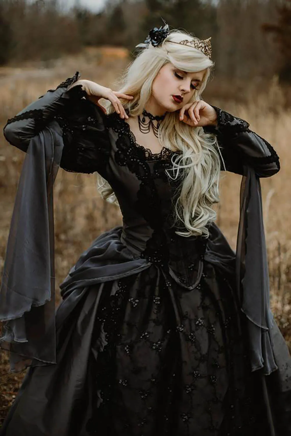 New Ball Gown Medieval Gothic Wedding Dresses Silver And Black Renaissance  Fantasy Victorian Vampires Long Sleeve Bridal Gown From A_beautiful_dress,  $99.5 | DHgate.Com