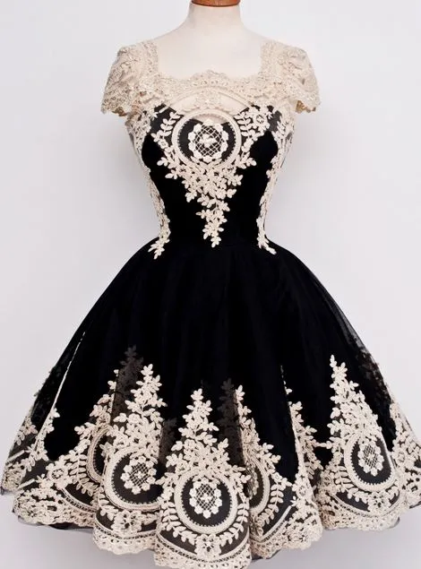 2019 A-line Black Champagne Gothic Short Wedding Dresses With Short Sleeves Knee Length 60s Colorful Bridal Gowns With Color Non Traditional