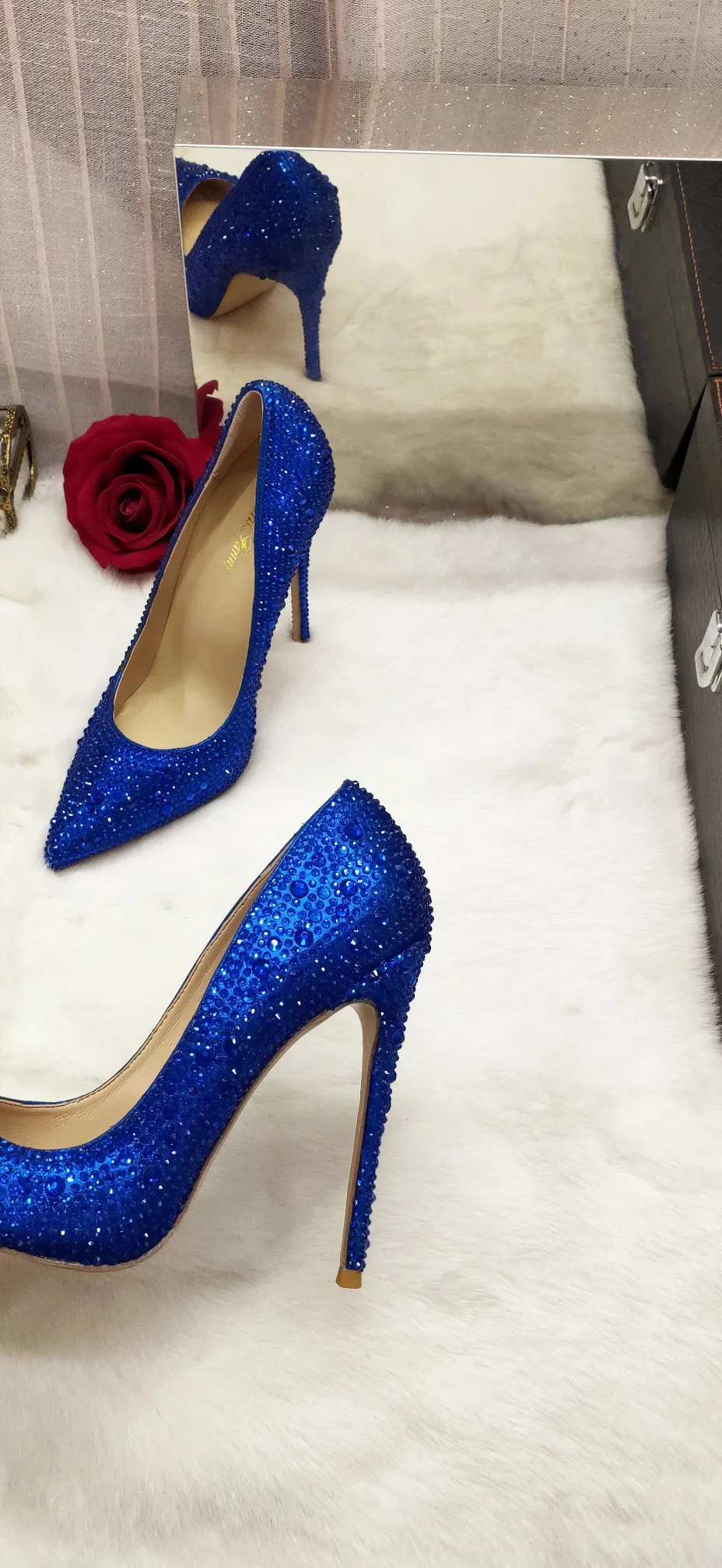 Designer fashion women shoes blue crystal Rhinestone point toe stiletto heel high heels pumps bride wedding shoes brand new