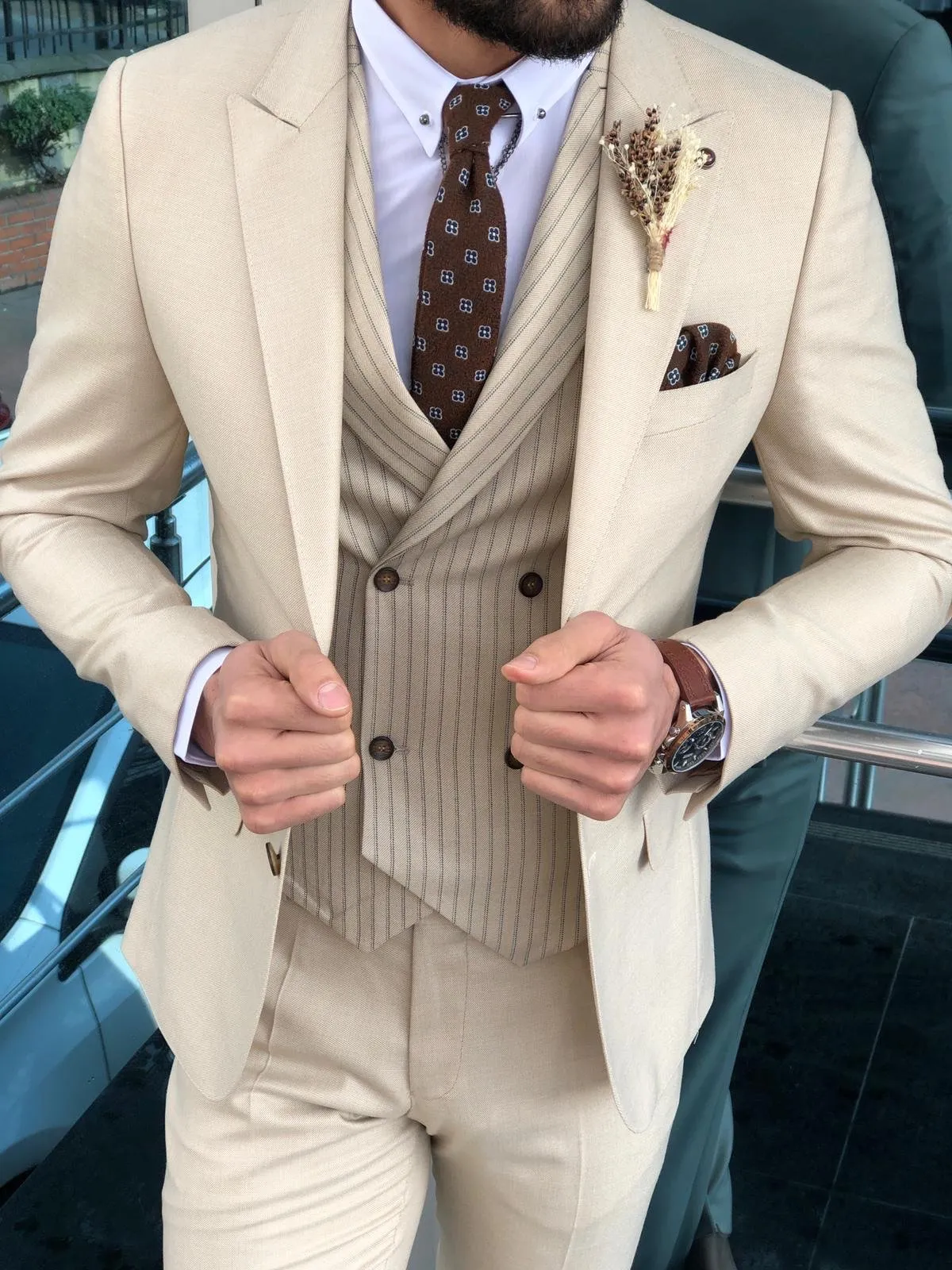 Trajes de hombre de color caqui Cena formal Esmoquin de boda Ocio Hombres de negocios Blazers Chal Solapa Novio Ropa formal Cusotm Chaquetas