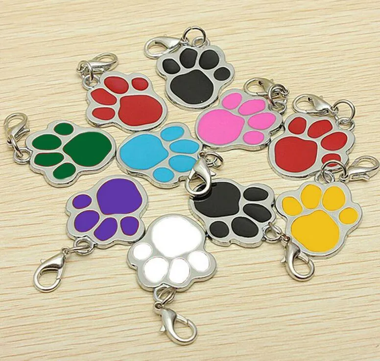 Nowy Kot Dog Pet Name Marka Key Pierścień Identyfikator Kierowca Brelok Puppy Paw Print Wisiorek Uchwyt Key Hurtownie Dog Tag 8 Kolory