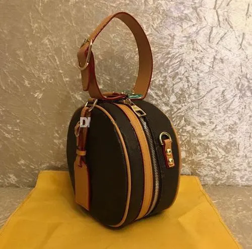 Most popular shoulder top bags