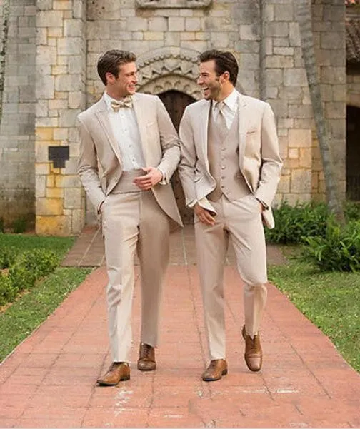 How to Nail Casual Groomsmen Attire in 2023