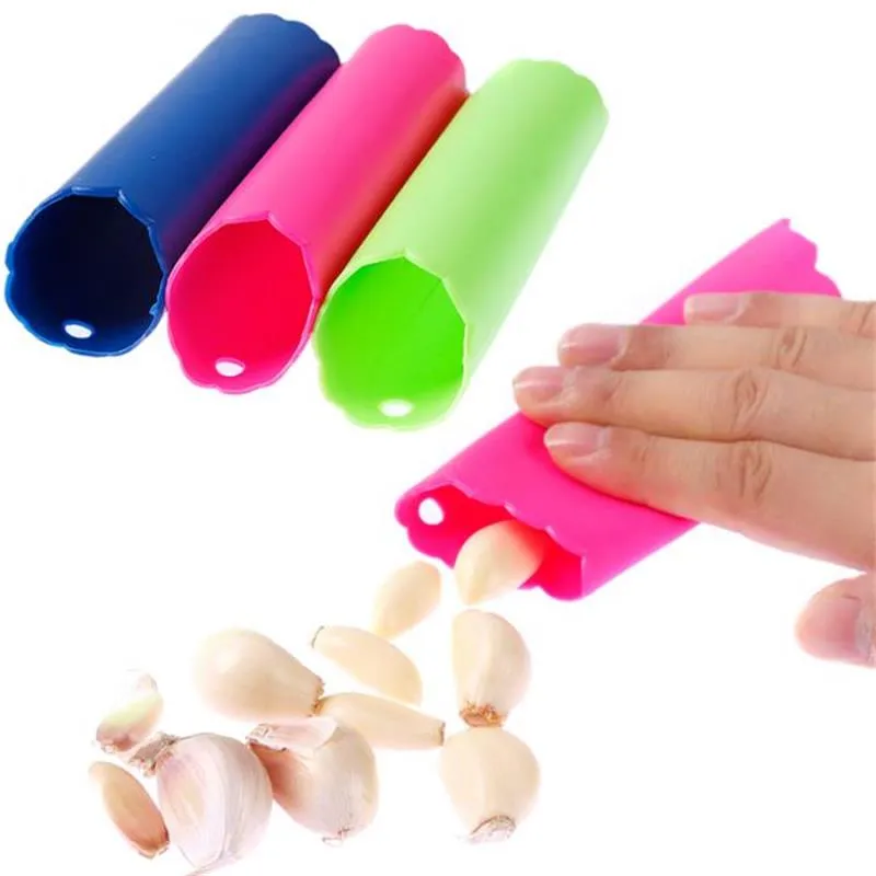 Éplucheur en silicone coloré Tube d'épluchage facile Accessoires de cuisine magiques à l'ail Outil Outils de cuisine Gadget Éplucheur à l'ail en silicone non toxique