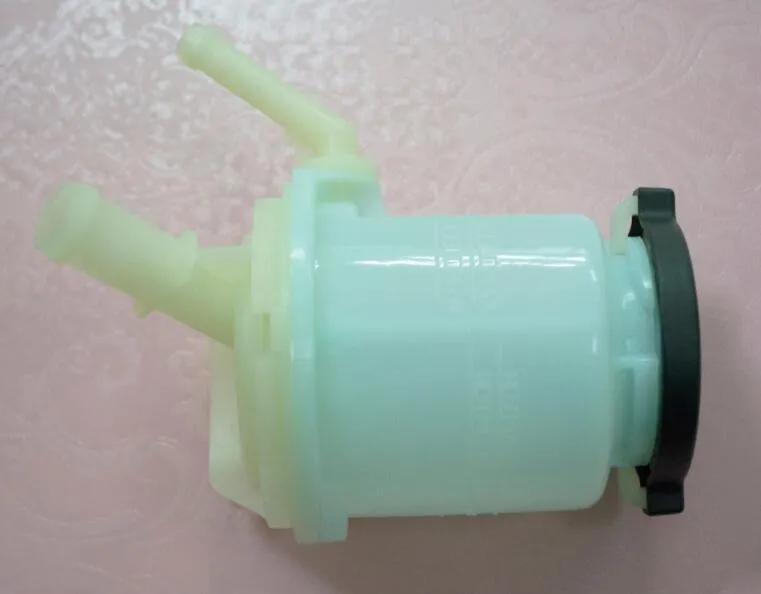 Power Steering Pump Reservoar Assy 44360-0k010 för Fortuner Hilux 1kd 2kd