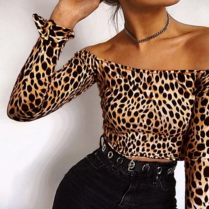 Sexiga Kvinnor Av Skulder Leopard Skriv ut Slim T-shirts Bandeau Toppar Långärmad Kort Bodycon Shirts Clubwear kläder Ny