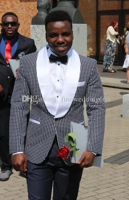 Handsome One Button Groomsmen Shawl Lapel Groom Tuxedos Men Suits Wedding/Prom/Dinner Best Man Blazer(Jacket+Pants+Tie) AA228
