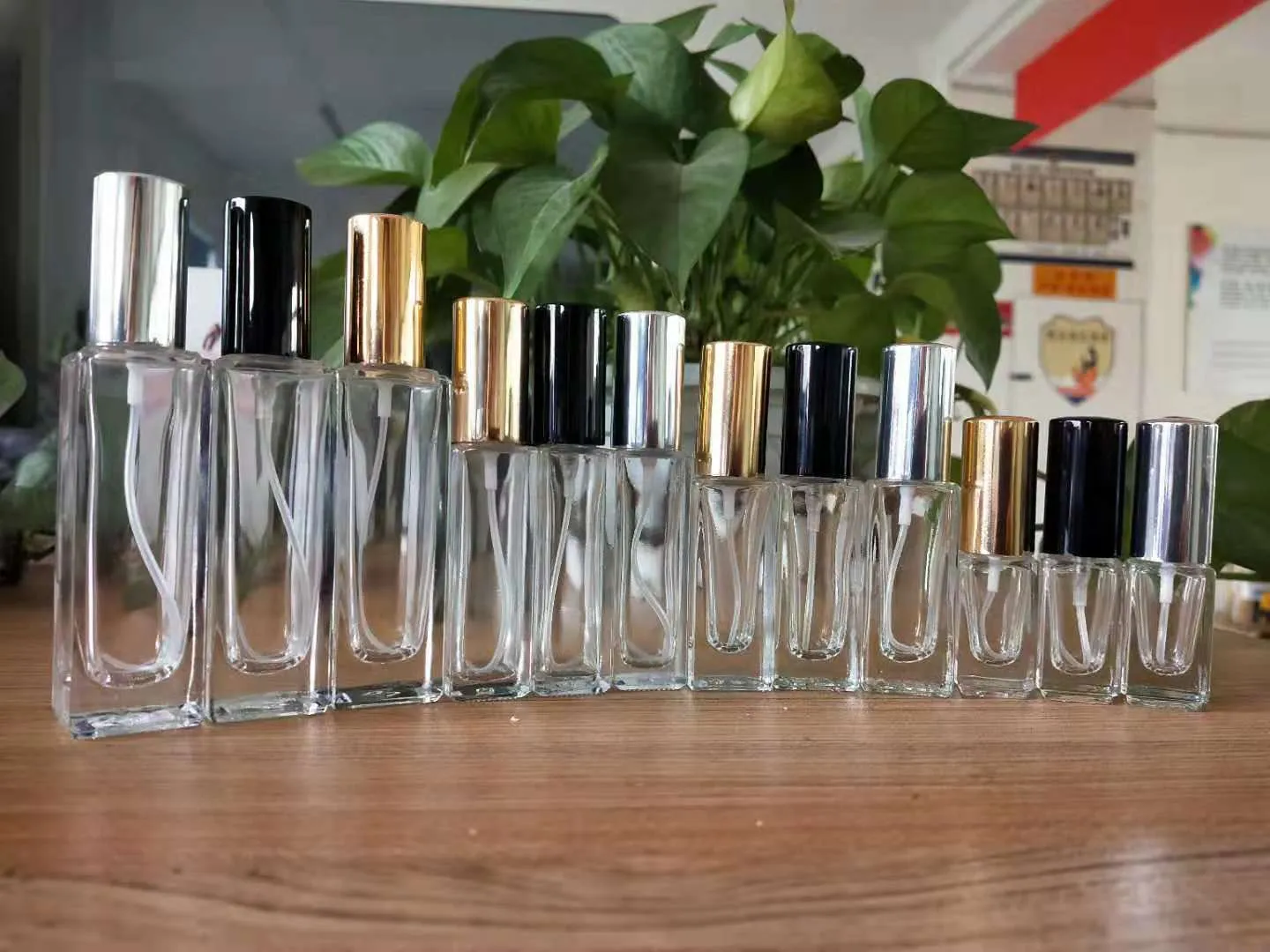 5/10 / 20ml Botella de perfume cuadrada transparente vacía Botella de spray Viales de aceite esencial Botellas recargables