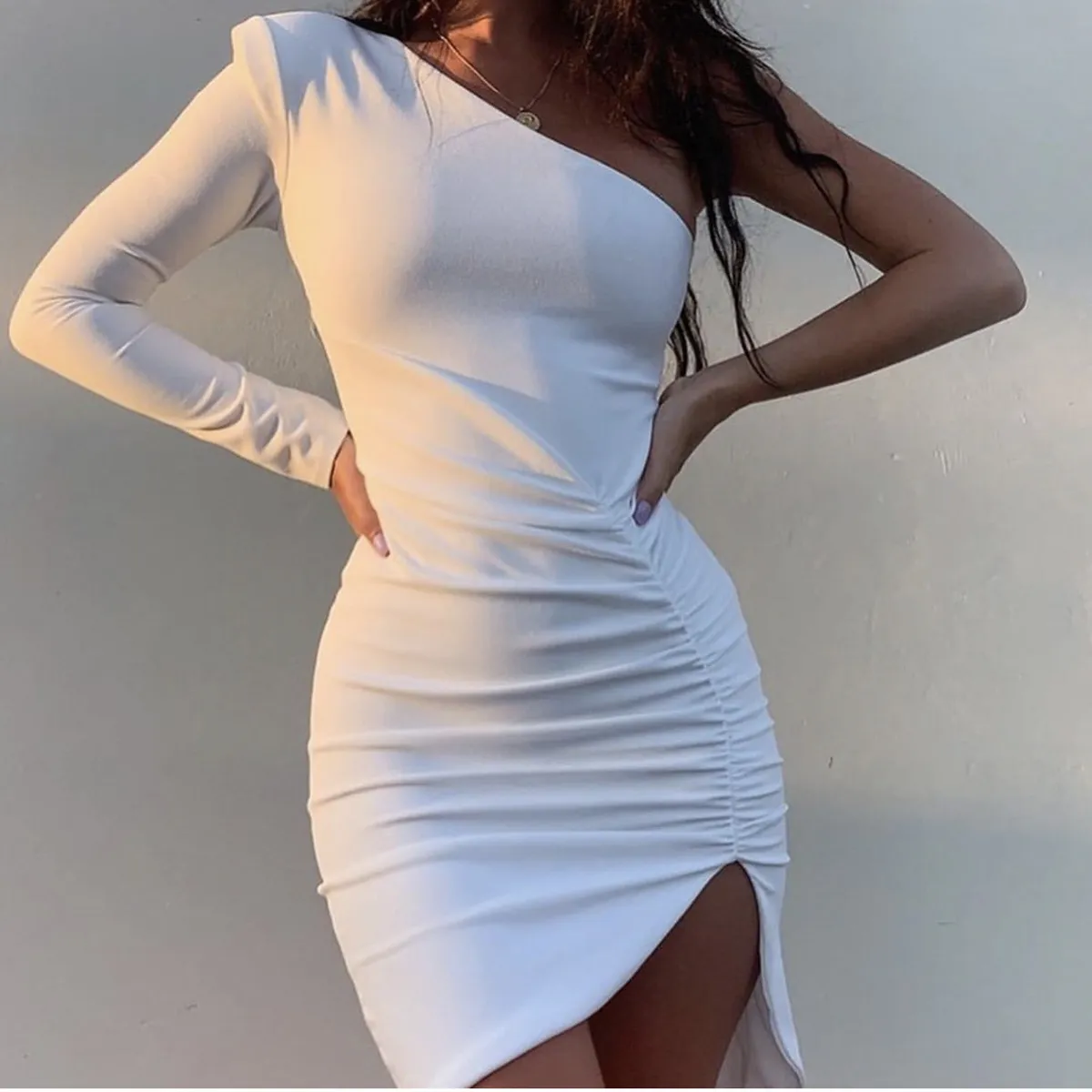 2020 Jesień Zima Damska Seksowna Klub Suknie Czarny White Night Club Party Dress Back Open Pasek Bodycon Sukienka Wrap Bandaża Sukienka Dla Kobiet