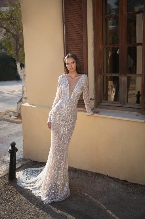 White Wedding Silver Bling Wedding Dress Mermaid Wedding Dress Deep V Neck  Lace Applique Sequins Sexy