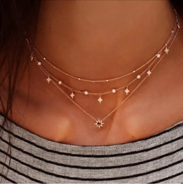Laramoi Kvinnors Halsband Multilayered Golden Clavicle Chain Stars Geometric Rhinestone Pendant Party Smycken