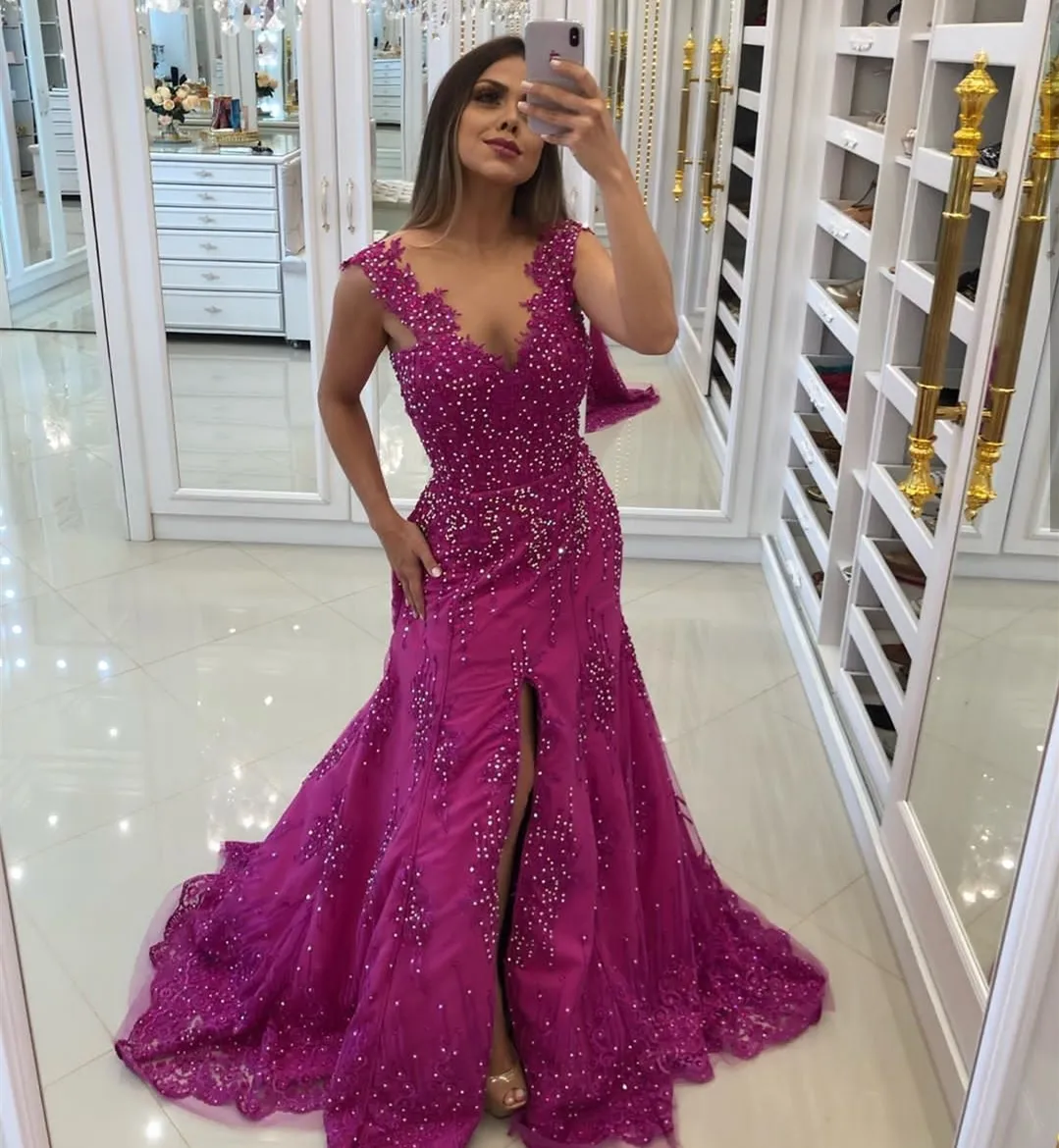 V-Neck Purple Evening Dress Side Slit Split Lace Appliques Crystal Beading Formal Gowns Sweep Train Women Prom Party Gorgeous