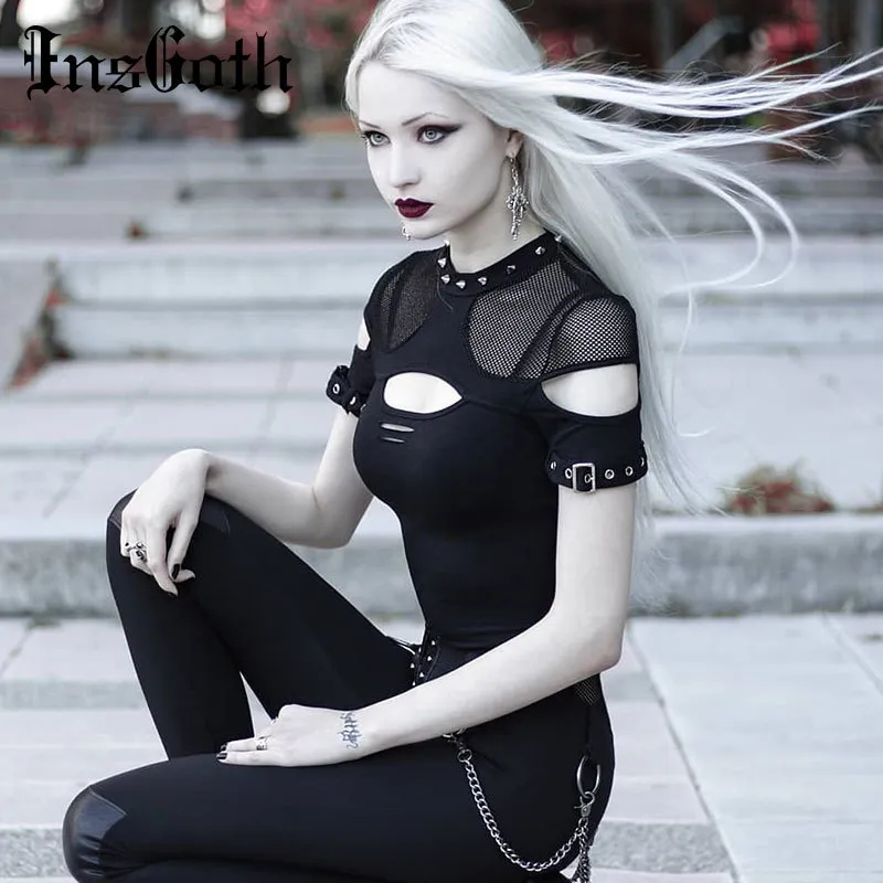 InsGoth T-shirt da donna Gothic Punk Chix T-shirt nere Casual Slim Mesh Hole Rivet Sexy Top manica corta Hip Hop Donna Goth Top V200411