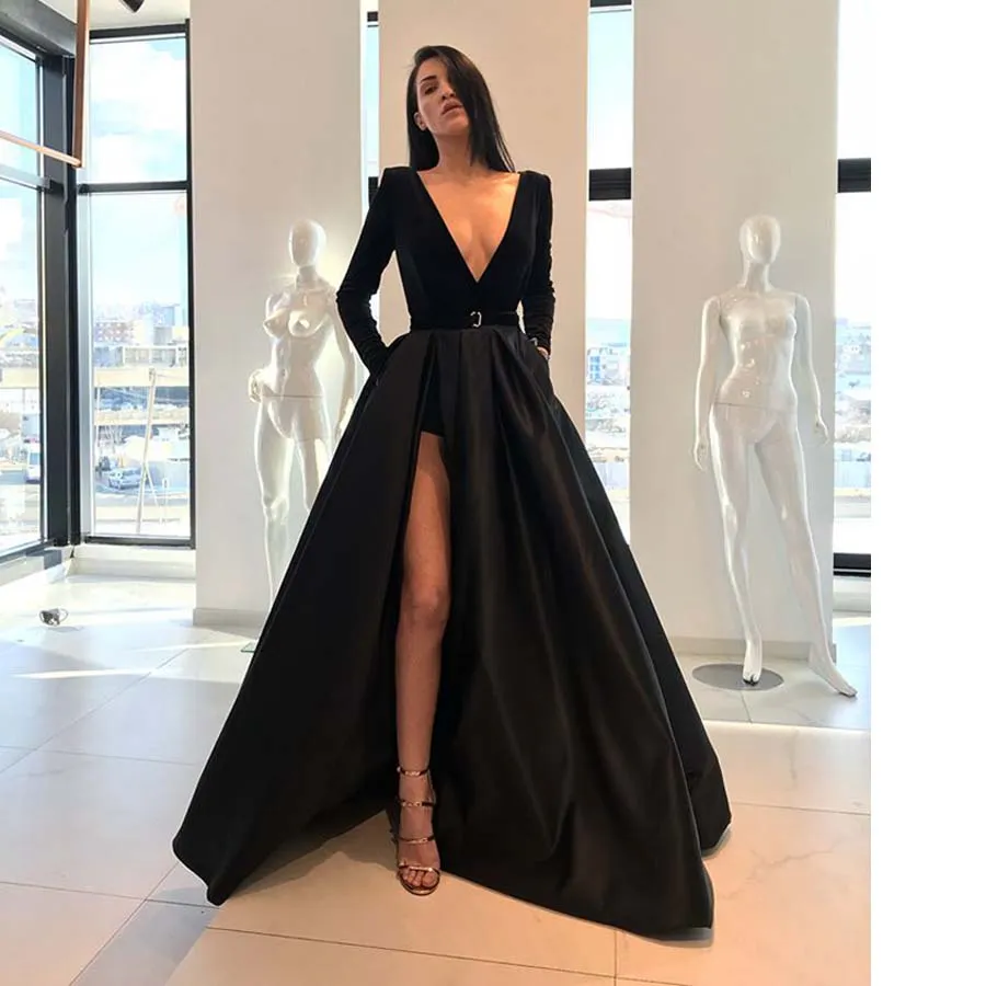Luxury Muslim Black Evening Gown With Side Slit V Neckline And
