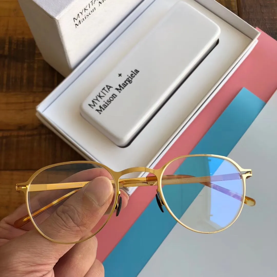 Nomade lentes 2025