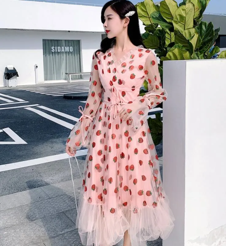 Summer Runway Hot Drill Strawberry Dress Women Sweet Long Flare Sleeve  V-Neck Empire Lace-up Sheer Mesh Pink Dress from Dhgate Basic & Casual  Dresses - price 38.9