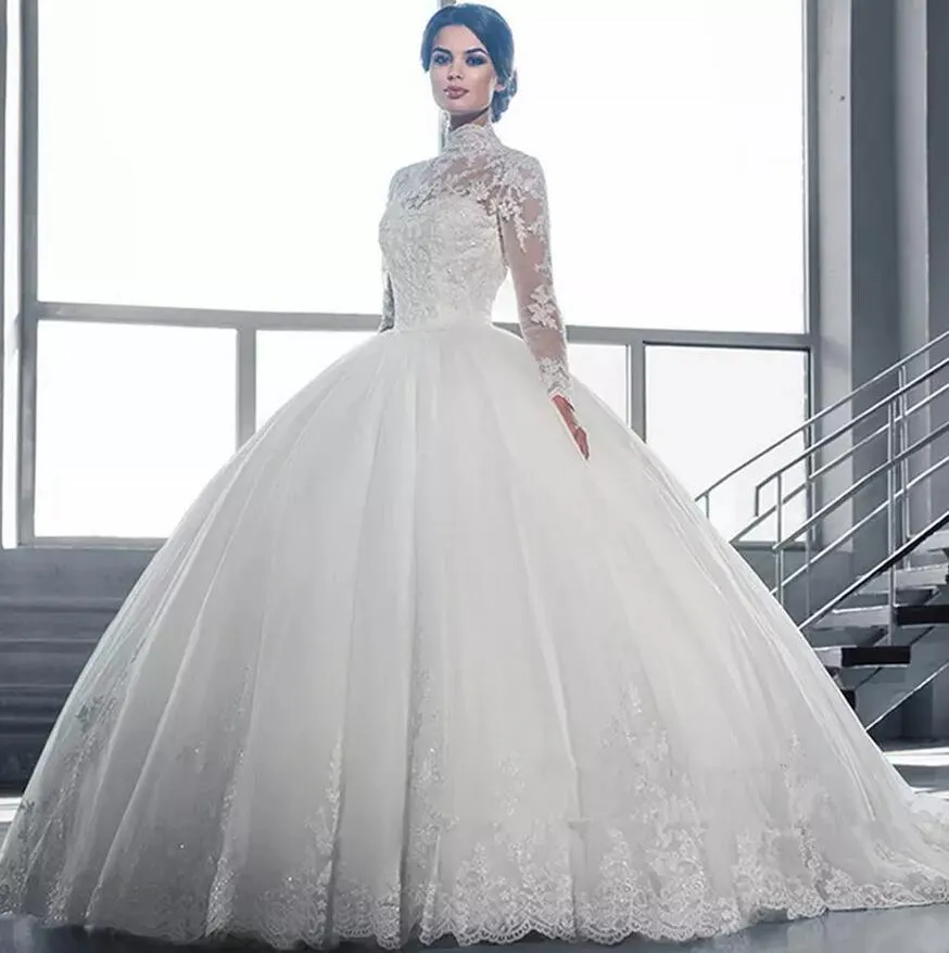 2019 Tanie Vintage Buffy Ball Suknie Ślubne Suknie Ślubne Arabski Wysoki Neck Illusion Lace Aplikacja Kryształ Zroszony Sweep Pociąg Formalne Suknie Ślubne