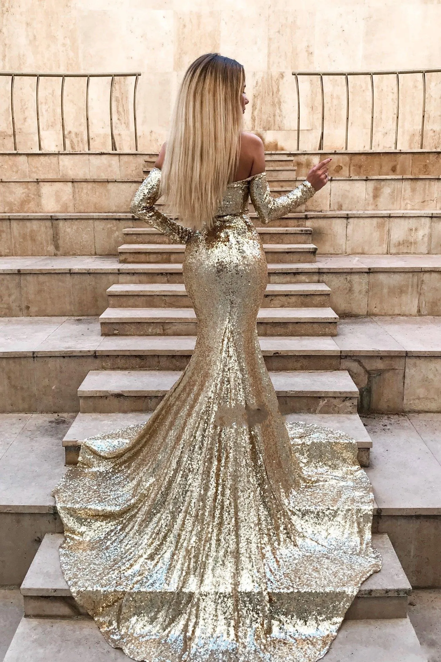 Robe de bal brillante hotsell