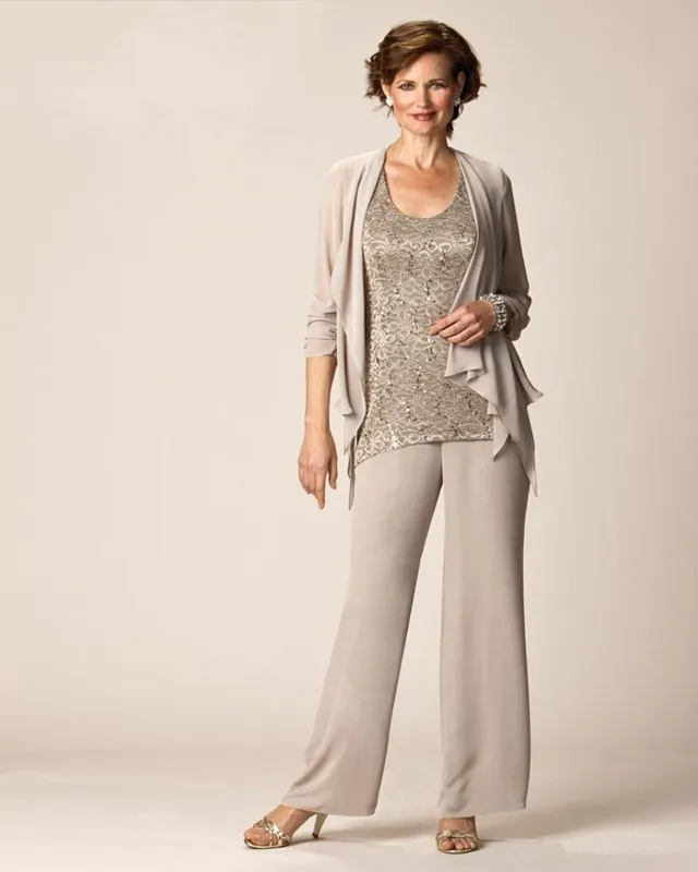 Champagne Mãe da noiva Pant ternos mangas compridas chiffon Jacket Lace Top três peças do noivo vestidos da mãe para a festa de casamento