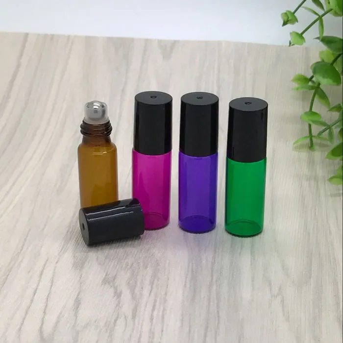 Portable 5ml 1 6oz Mini Roll på glasflaska Amber Lila Grön Röd Glasflaskor Essential Oil Steel Metal Roller 540pcs Gratis frakt