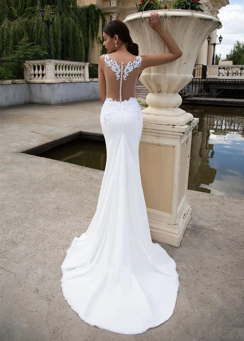 Classy Berta Mermaid Sequined Wedding Dresses Sheer Bateau Neck Appliqued Bridal Gowns See Through Buttons Back Sweep Train robes de marie Classy Berta Mermaid Sequined Wedding Dresses Sheer Bateau Neck Appliqued Bridal Gowns See Through Buttons Back Sweep Train robes de marie