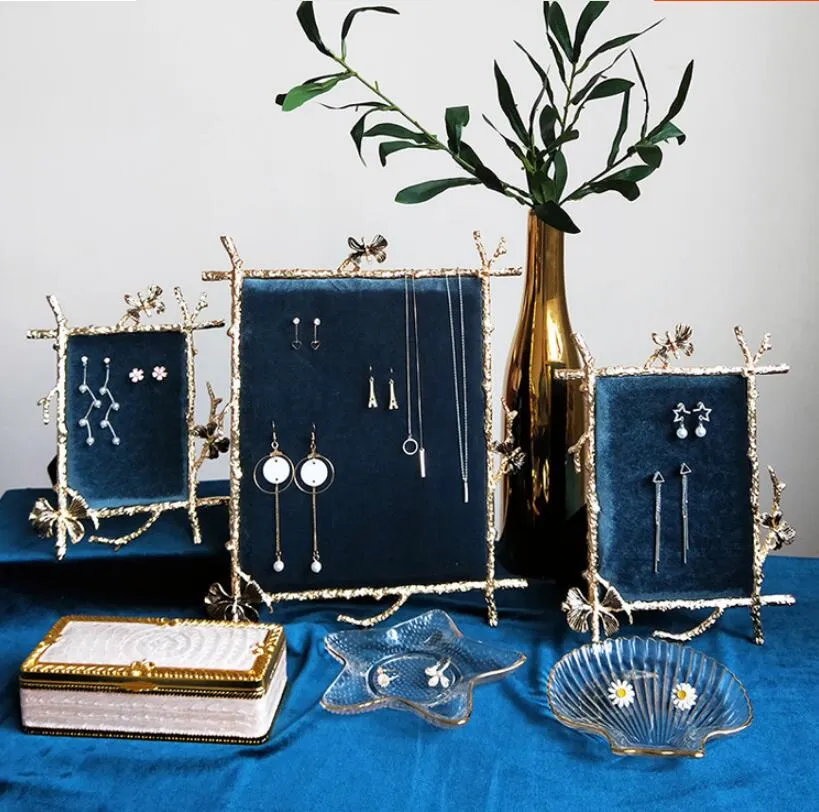 Oggetti di scena per esposizione di gioielli Conservazione della casa Orecchini per unghie accessori cornice per foto scaffale negozio tavolo da esposizione scaffale per gioielli