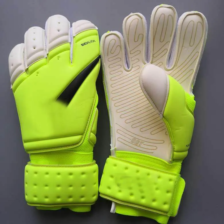 SGT Unisex Soccer Goalkeeper Gloves Without Finger Protection Guard Thicken Latex Football Goalie Gloves Non-slip Goal keeper Glov278k