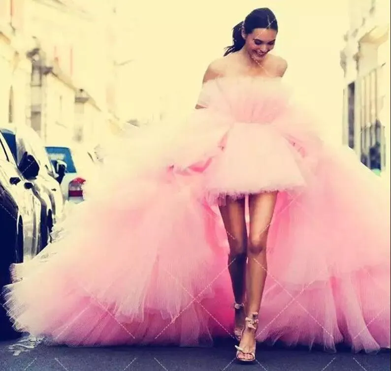 2019 cheap Fashion Pink Tiered High Low Tutu Prom Dresses Off The Shoulder Puffy tiered ruffles Long Prom Gowns Chic Tulle Prom Gown