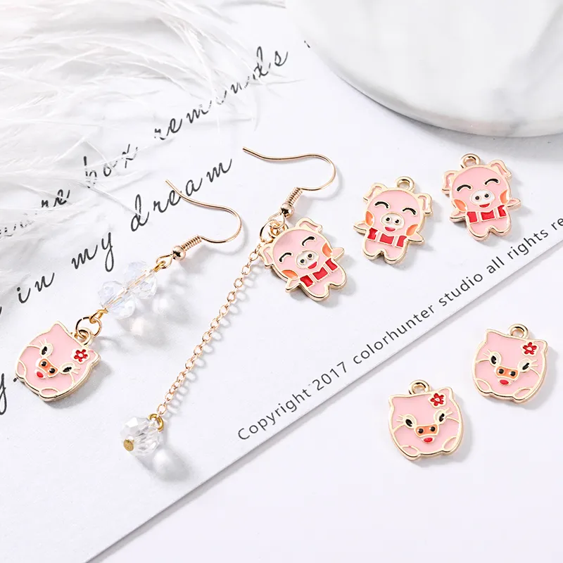 lot esmalte os encantos de porco pingente pingentefarm crago de colar de colar rosa da família Acessórios de jóias DIY5027846