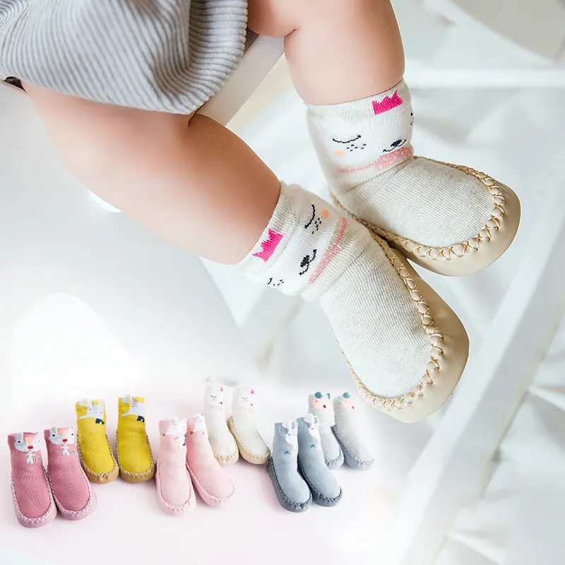 أزياء الطفل الجوارب مع باطن المطاط الرضع جورب الوليد الخريف الشتاء الأطفال الجوارب الطابق الجوارب المضادة للانزلاق لينة وحيد جورب