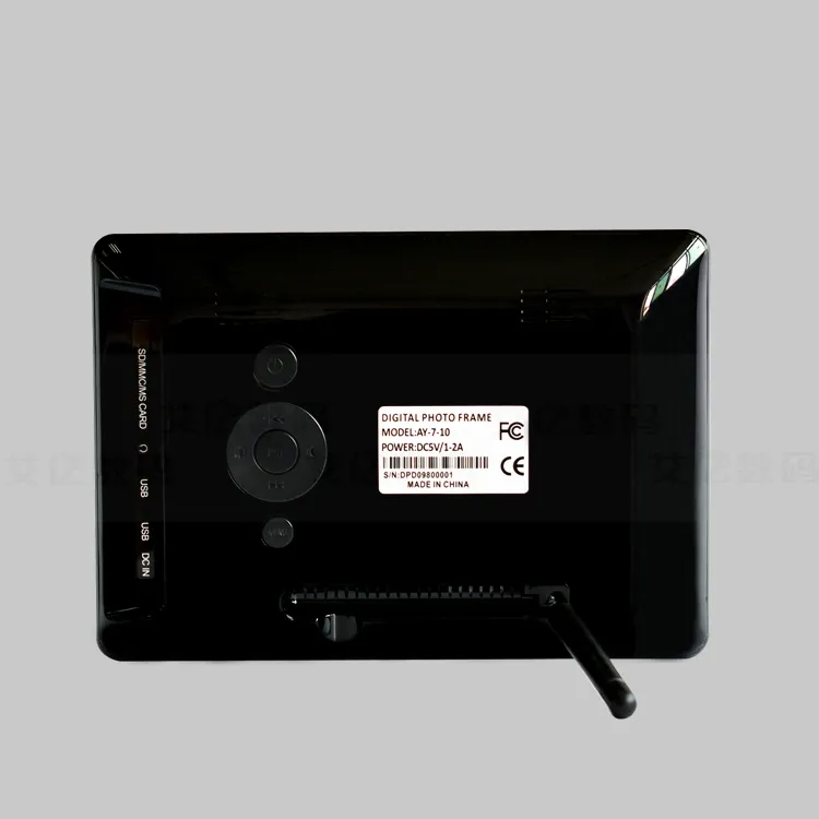 CORNICE DIGITALE 7'' POLLICI USB FOTO VIDEO MP3 JPG SD CARD CON TELECOMANDO  LED