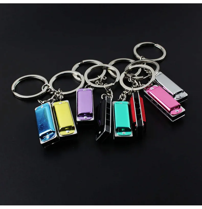 100pcs Lot Metal 4 Holes Mini Harmonica Keychain Children's Toy's Keyring Kid's Kid Higs Bags Beacs Mobile Key Rings271a