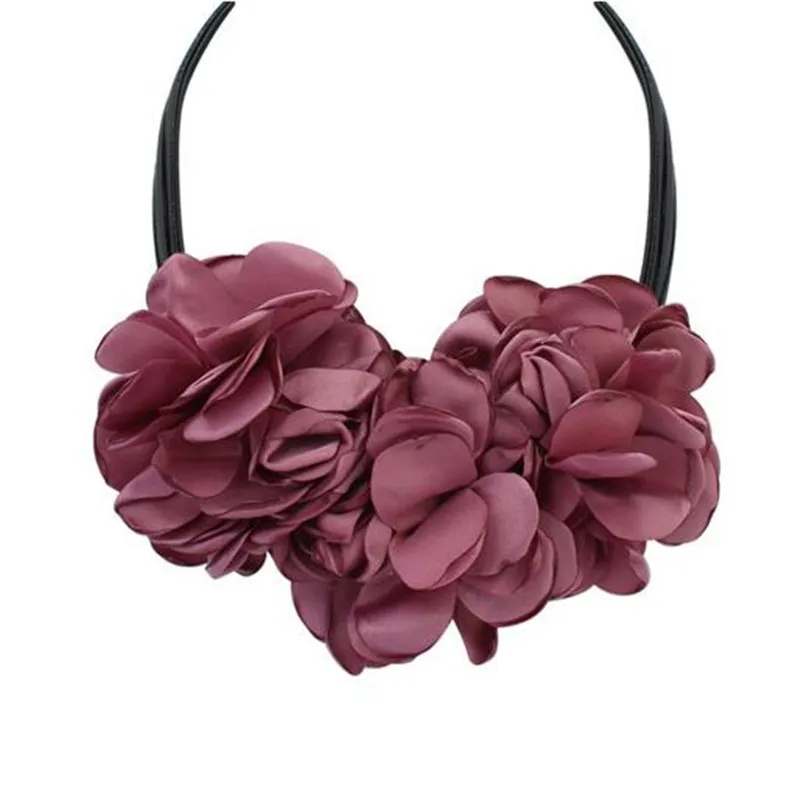 1 Parte New bonito Fashion Bohemian Tecido Rose Flower Gargantilha Colar Mulheres Declaração Colar Vintage agradável do presente N801