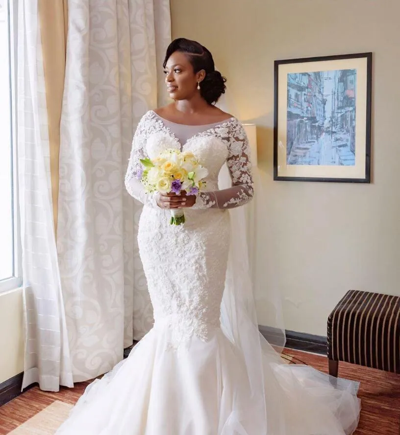 Wedding Dresses 2018 Latest Lace Gown Styles 2018 Sheer Lace Plus Size Wedding Dress With Plunging V-Neck, A-Line Silhouette, Long Sleeves Perfect For Country Weddings (Vestidos Blancos Plus Wedding Dresses 2018 Latest Lace Gown Styles 2018 Sheer Lace Plus Size Wedding Dress With Plunging V-Neck, A-Line Silhouette, Long Sleeves Perfect For Country Weddings (Vestidos Blancos Plus