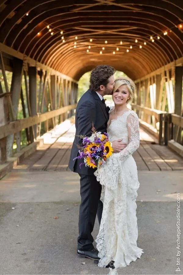 lace mermaid tail wedding dress Long Mermaid Tail Lace Wedding Gown main image 0