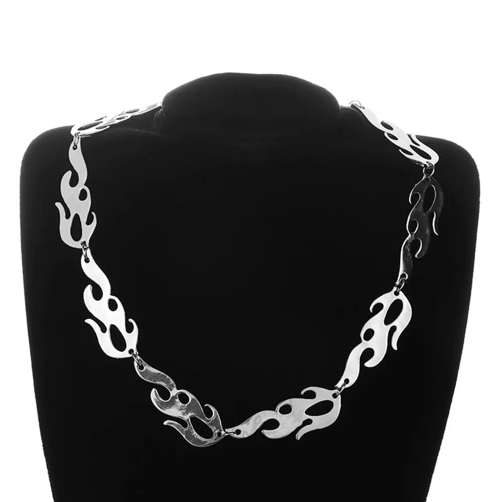 Mode män eld flamma halsband våg sol choker halsband för kvinnor hip hop kedja trending streetwear silver punk smycken charms