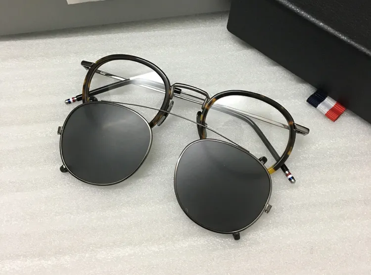 Quadro de atacado para homens e mulheres TB710 miopia óculos óculos com clipe polarizado óculos com caixa