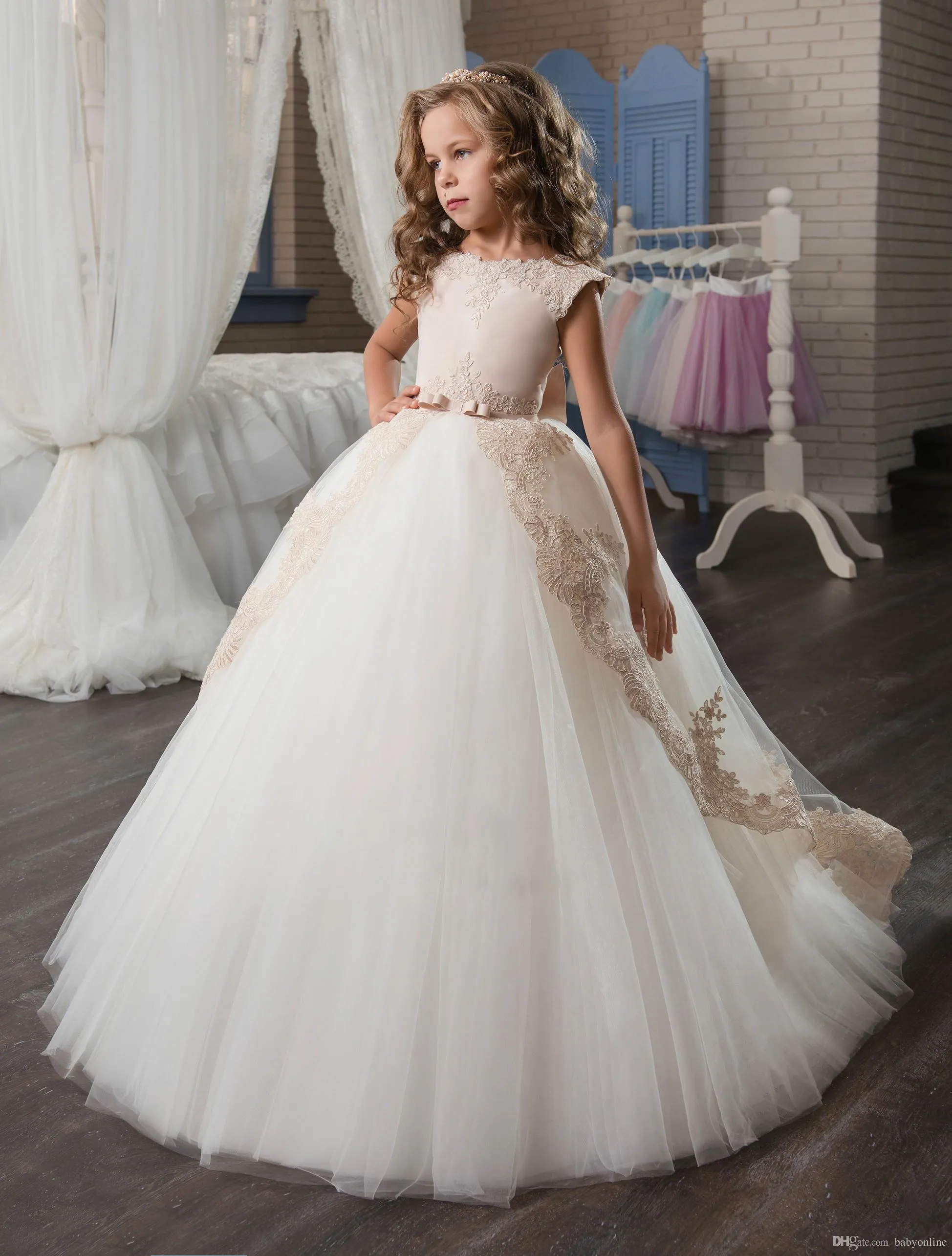 Dhgate clearance communion dresses