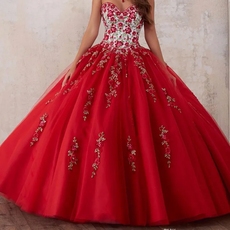 Bordado Rojo Quinceañera Vestidos 2020 Beadings Vestidos de cristal 15 años de edad Debutante Sweetheart Cuello Vestidos de 15 ANOS