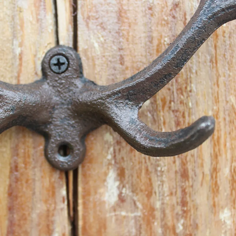 Rustic Brown Deer Antler Cast Iron Cast Iron Coat Hooks Set For