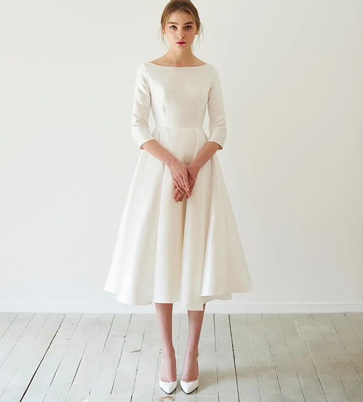 Simple Tea Length Satin Short Wedding Dress Modest With 3/4 Sleeves Boat Neck A-line 50S 60s Informal Bridal Gowns Short