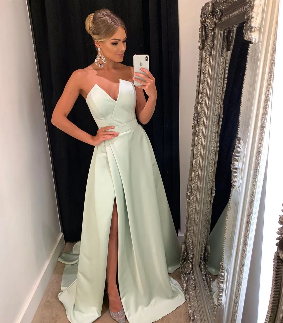 Cortar V-neck Vestido Prom Satin Longo 2020 Side Slit Dresses Mulher vestidos de gala Night Party Formal Gown